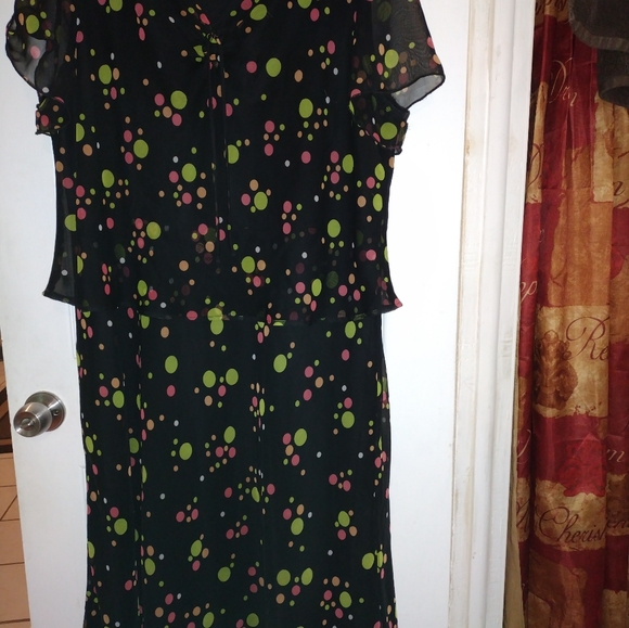 VINTAGE DRESS - Picture 10 of 11